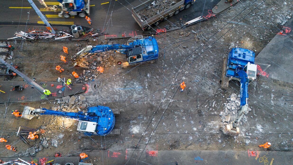 Kibag gleisabbruch schaffhauserplatz bagger