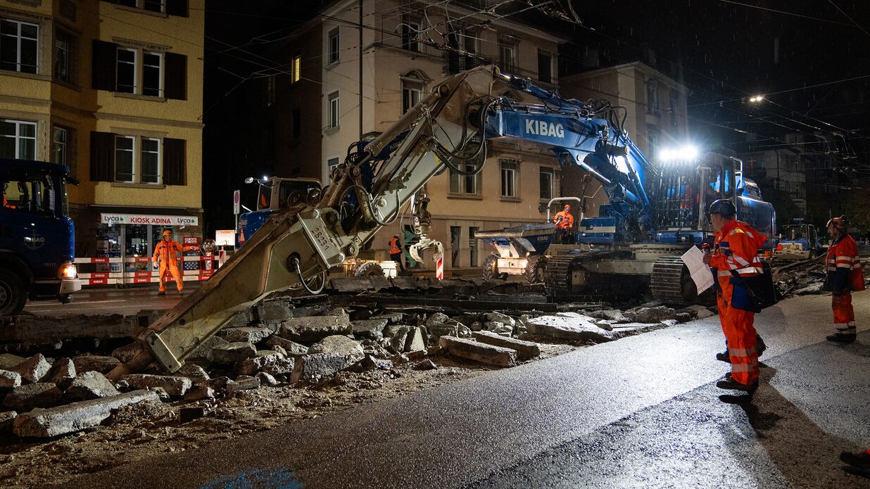 Kibag gleisabbruch schaffhauserplatz gleishobel