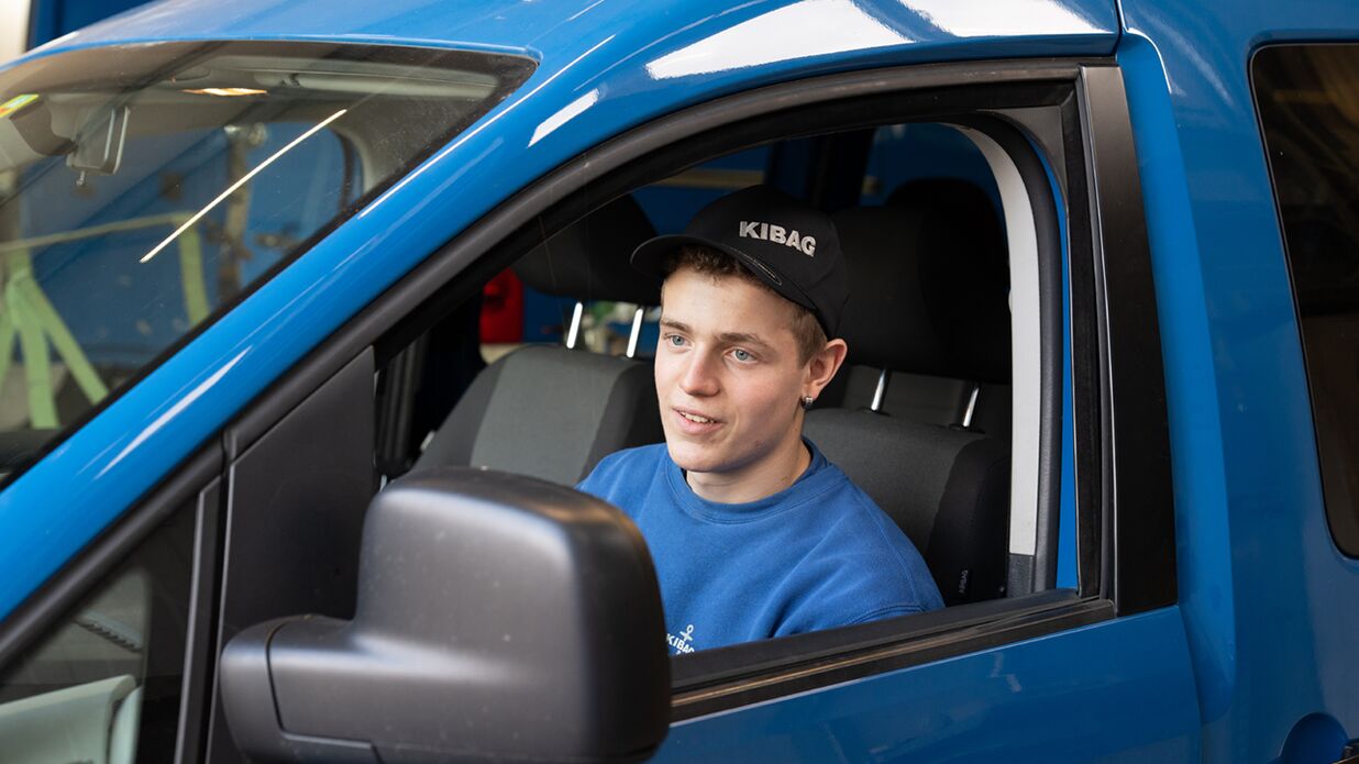 KIBAG Automobil Mechatroniker Bremstest Lehrstelle